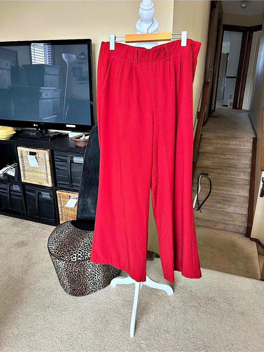 Torrid Wide Leg Pull-On Pants in Red Size 1 Like New